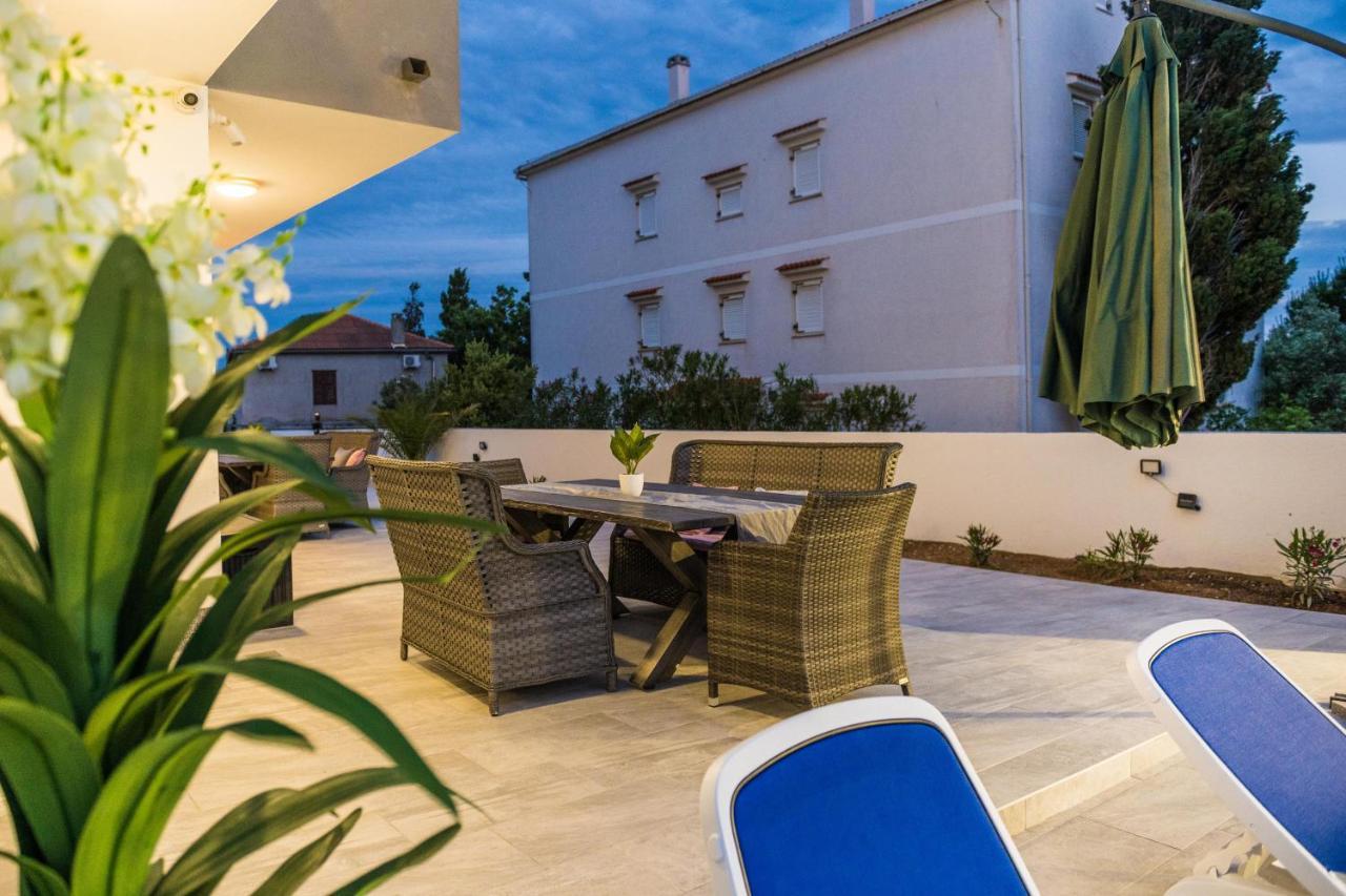 Villa Jana Luxury Apartments Novalja Exterior photo