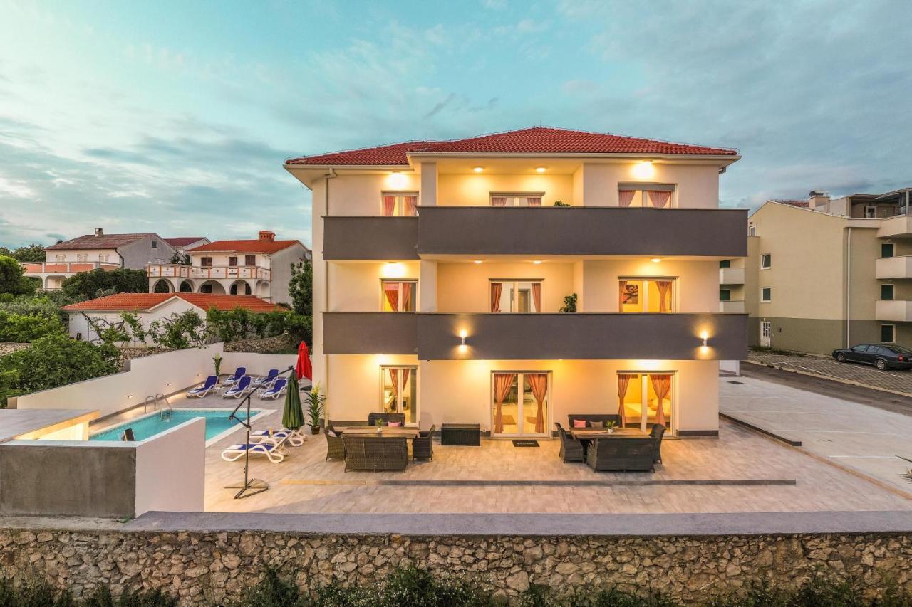 Villa Jana Luxury Apartments Novalja Exterior photo