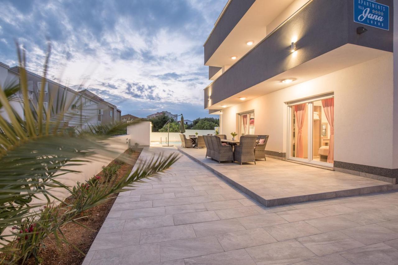 Villa Jana Luxury Apartments Novalja Exterior photo