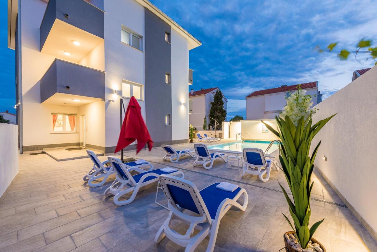 Villa Jana Luxury Apartments Novalja Exterior photo