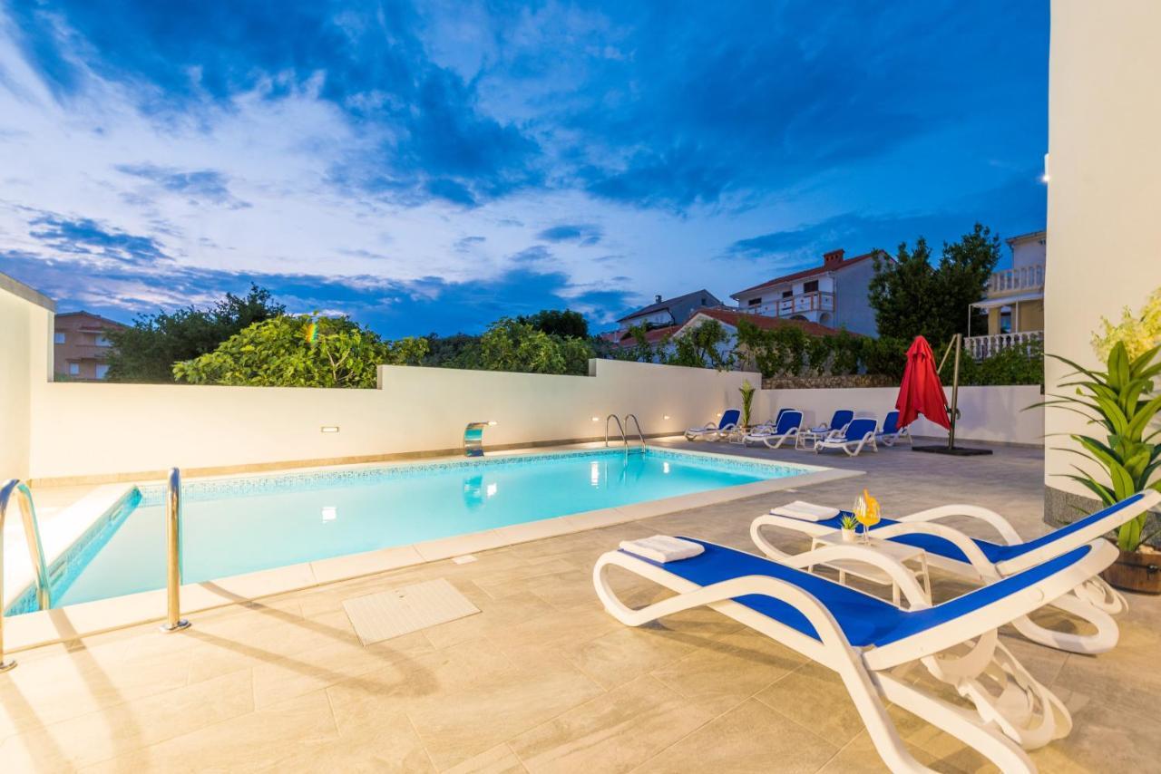 Villa Jana Luxury Apartments Novalja Exterior photo