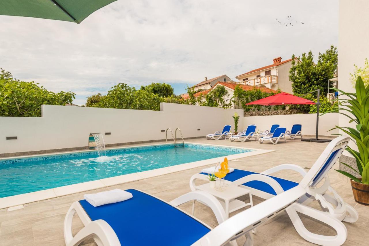 Villa Jana Luxury Apartments Novalja Exterior photo