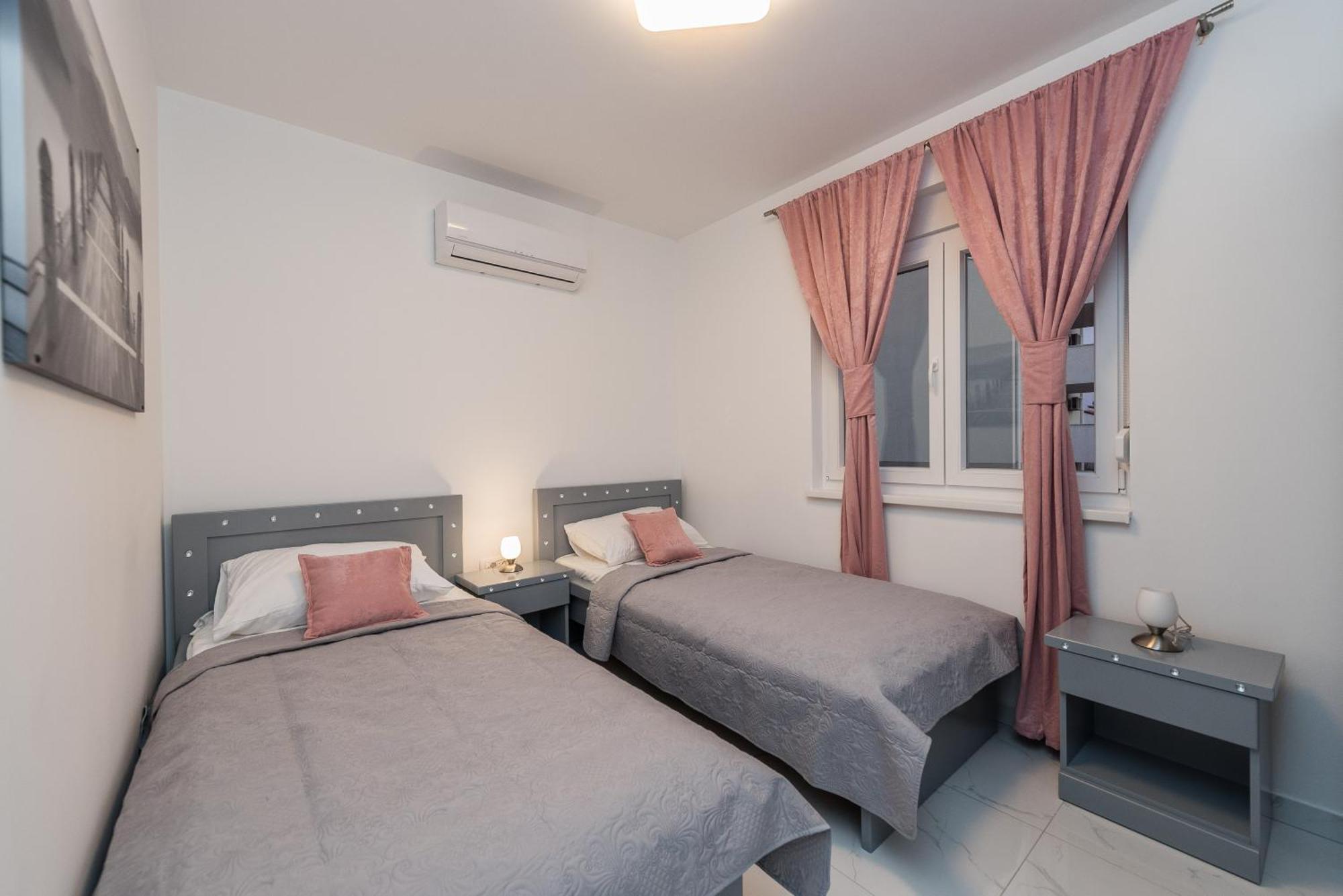 Villa Jana Luxury Apartments Novalja Room photo