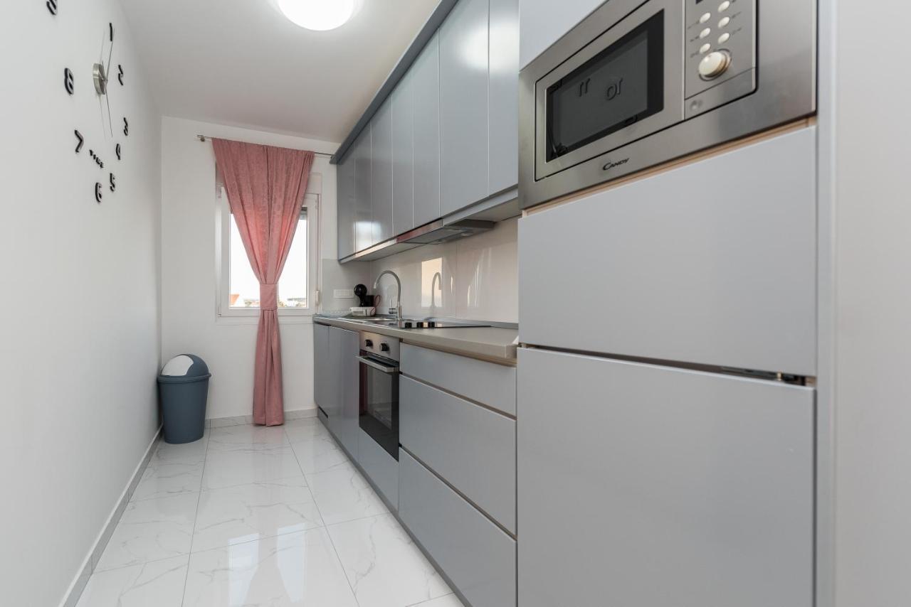Villa Jana Luxury Apartments Novalja Exterior photo